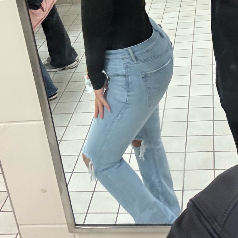 American Eagle Outfitters Light Blue Ripped Straight Leg Jeans